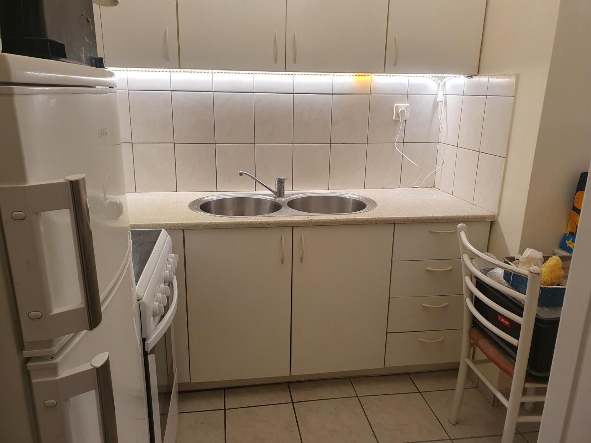 John's Athenian Beauty 45m2 , Metro 7' Athen
