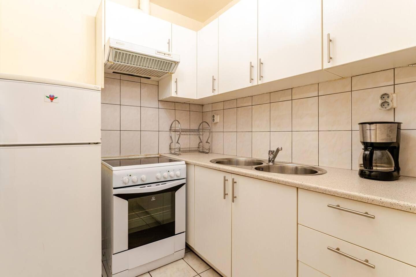 Apartment John's Athenian Beauty 45m2 , Metro 7' *